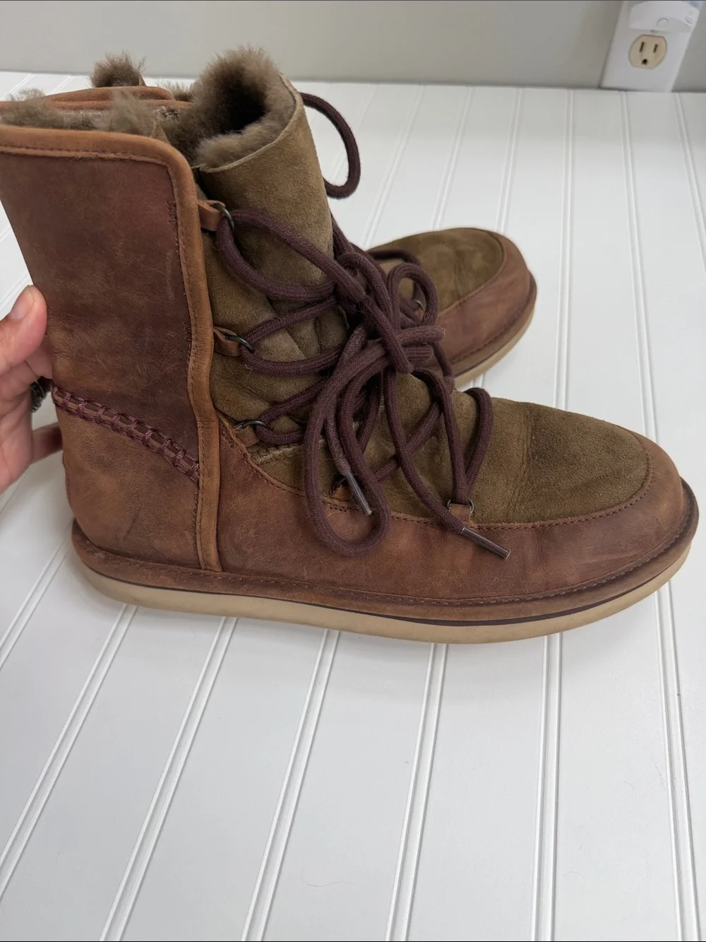 UGG Australia Men’s 1007710 Brown Shearling Lined Lace-Up Winter Boots Size 10